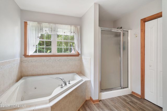 10 Hillside Avenue, Tuckerton, NJ 08087