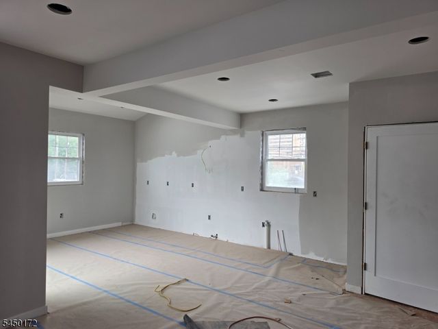 1123 Thompson Ave, Roselle Boro, NJ 07203