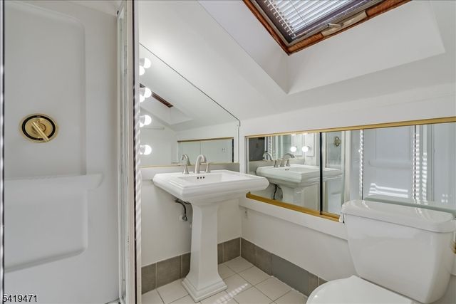 552 Summit Ave, Maplewood Twp., NJ 07040