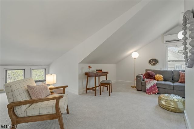 552 Summit Ave, Maplewood Twp., NJ 07040