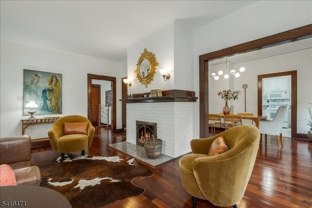 552 Summit Ave, Maplewood Twp., NJ 07040