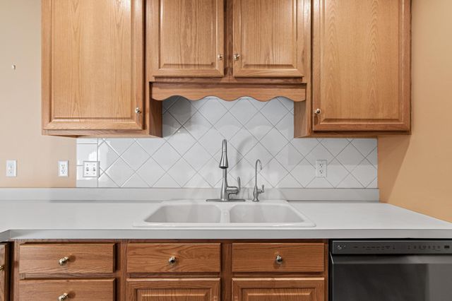 1384 130th Lane NE, Blaine, MN 55434