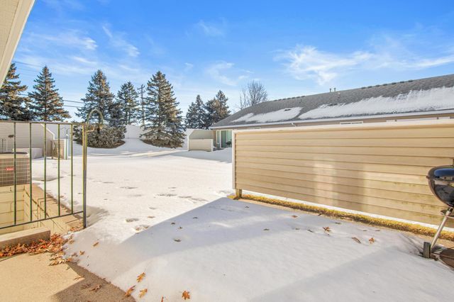 1384 130th Lane NE, Blaine, MN 55434