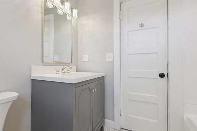 9 Haigh Avenue, East Lyme, CT 06357