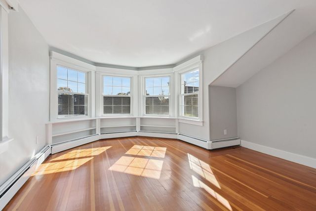 9 Haigh Avenue, East Lyme, CT 06357