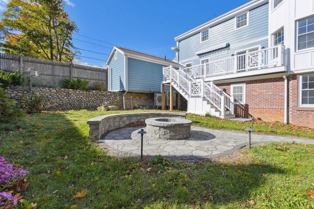 9 Haigh Avenue, East Lyme, CT 06357