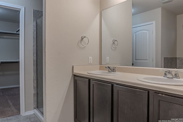 10129 Strasbourg Way, Schertz, TX 78154