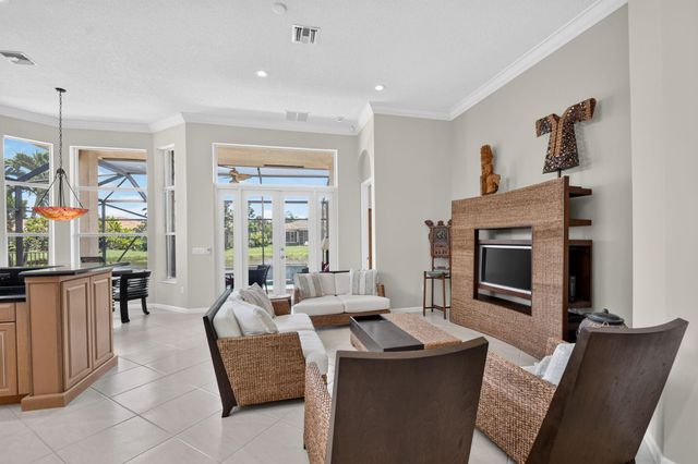 9774 Via Elegante, Wellington, FL 33411