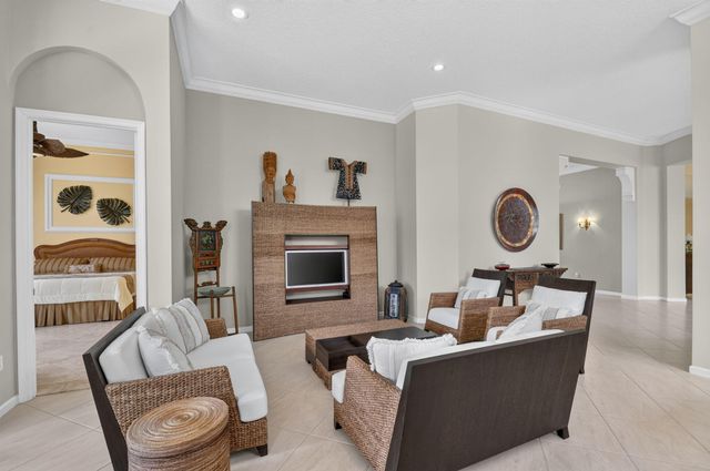 9774 Via Elegante, Wellington, FL 33411