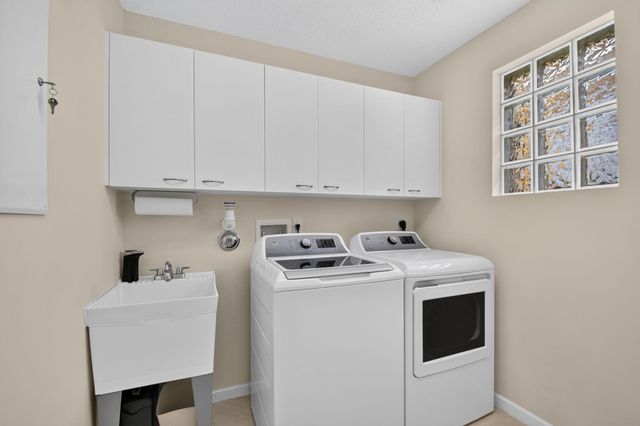 9774 Via Elegante, Wellington, FL 33411