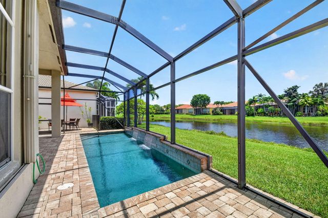 9774 Via Elegante, Wellington, FL 33411