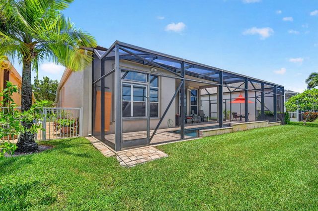 9774 Via Elegante, Wellington, FL 33411