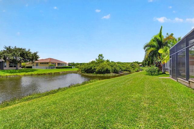9774 Via Elegante, Wellington, FL 33411