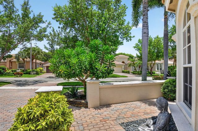 9774 Via Elegante, Wellington, FL 33411