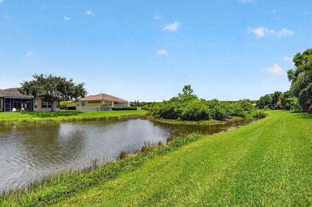 9774 Via Elegante, Wellington, FL 33411