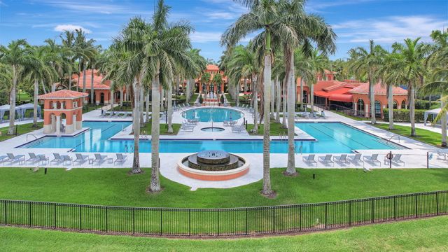 9774 Via Elegante, Wellington, FL 33411