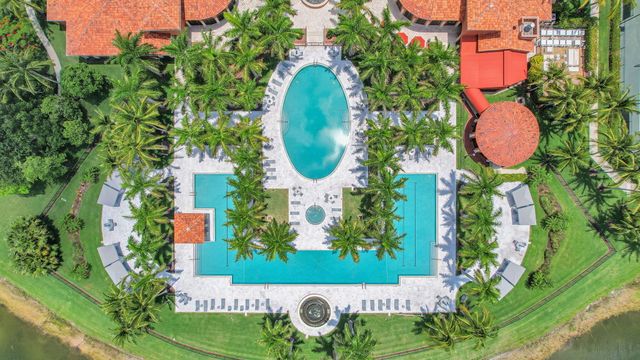 9774 Via Elegante, Wellington, FL 33411