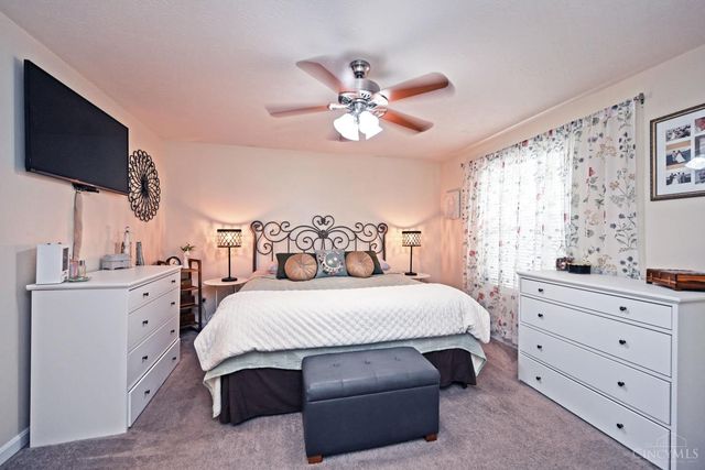 200 Lights Pointe Court, New Richmond, OH 45157