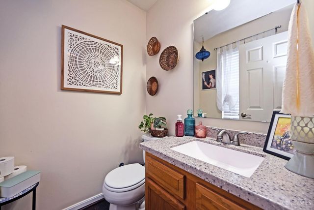 200 Lights Pointe Court, New Richmond, OH 45157