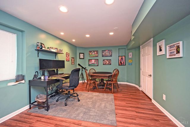 200 Lights Pointe Court, New Richmond, OH 45157