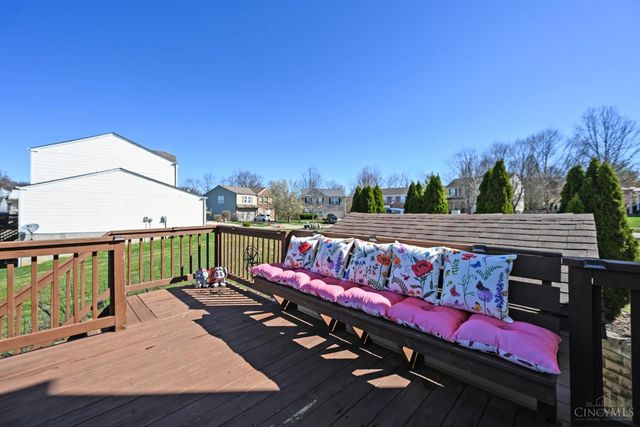 200 Lights Pointe Court, New Richmond, OH 45157