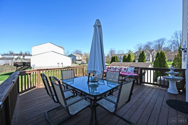 200 Lights Pointe Court, New Richmond, OH 45157