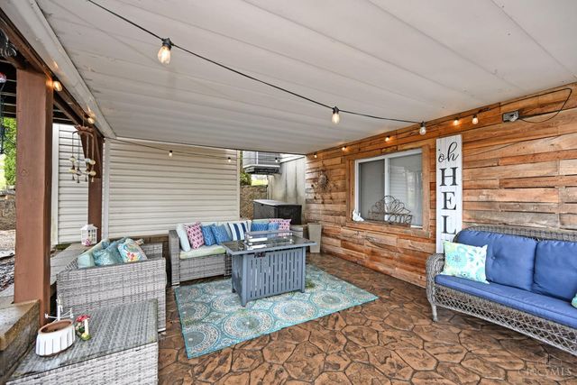 200 Lights Pointe Court, New Richmond, OH 45157