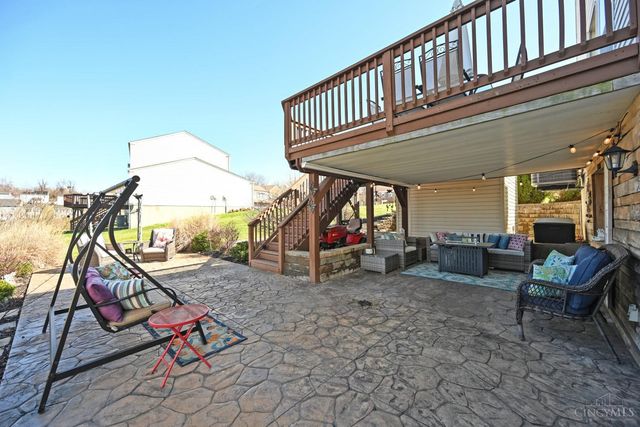 200 Lights Pointe Court, New Richmond, OH 45157