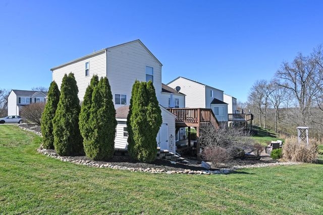 200 Lights Pointe Court, New Richmond, OH 45157