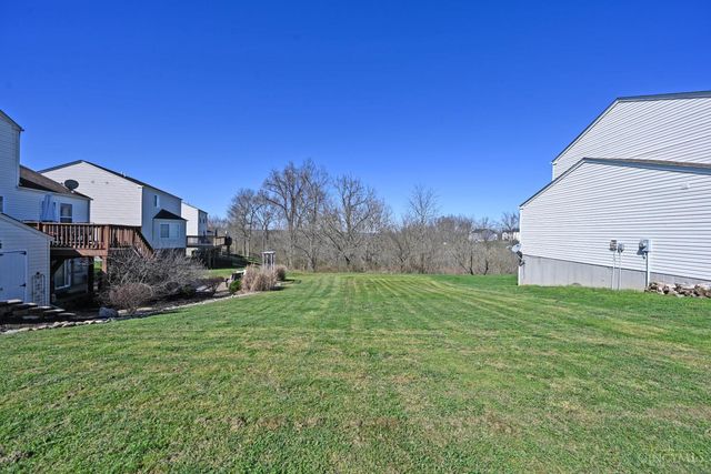 200 Lights Pointe Court, New Richmond, OH 45157