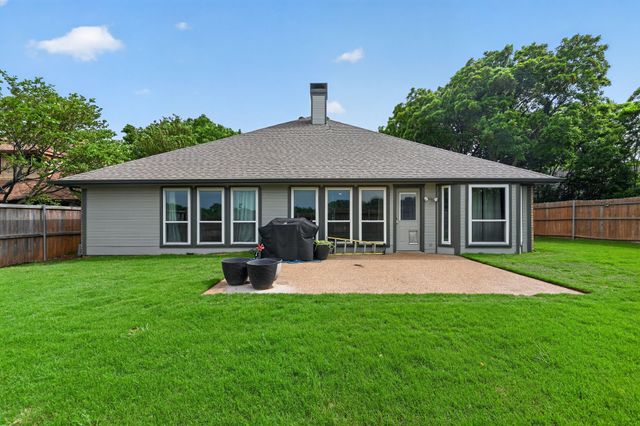 2365 Glen Ridge Drive, Highland Village, TX 75077