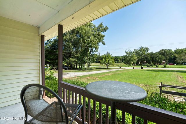 2373 Maco Road NE, Leland, NC 28451