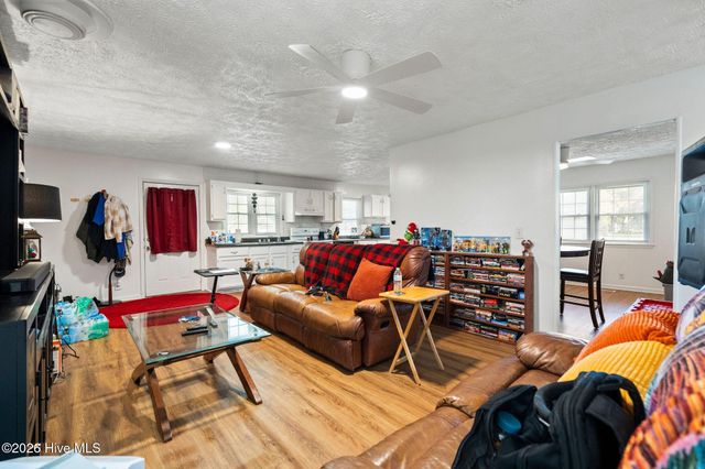 2373 Maco Road NE, Leland, NC 28451