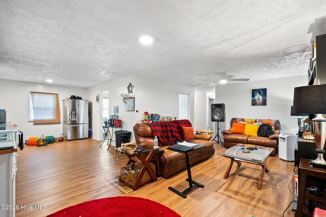 2373 Maco Road NE, Leland, NC 28451