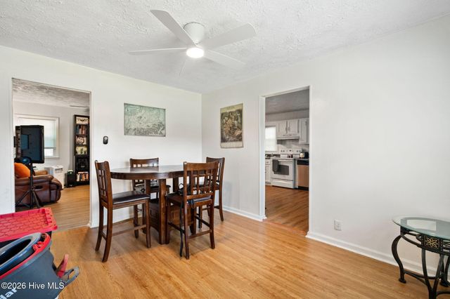 2373 Maco Road NE, Leland, NC 28451