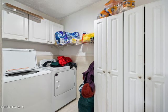2373 Maco Road NE, Leland, NC 28451