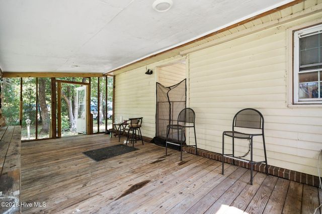 2373 Maco Road NE, Leland, NC 28451