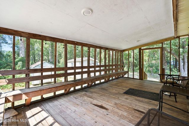 2373 Maco Road NE, Leland, NC 28451