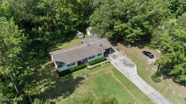 2373 Maco Road NE, Leland, NC 28451