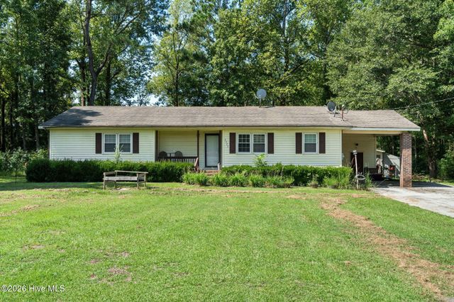 2373 Maco Road NE, Leland, NC 28451