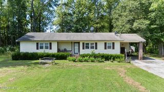 2373 Maco Road NE, Leland, NC 28451
