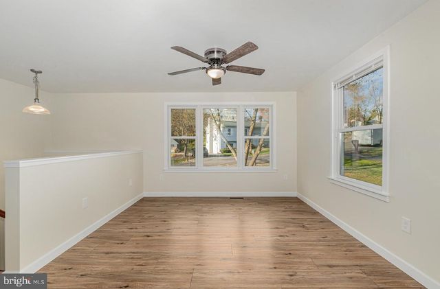 20 BALD CYPRESS CIR, Etters, PA 17319