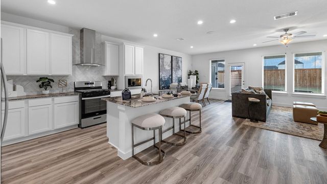 3214 Summercrisp Hollow Lane, Pearland, TX 77581