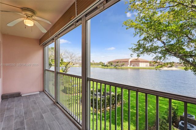 1301 SW 134th Way 213B, Pembroke Pines, FL 33027