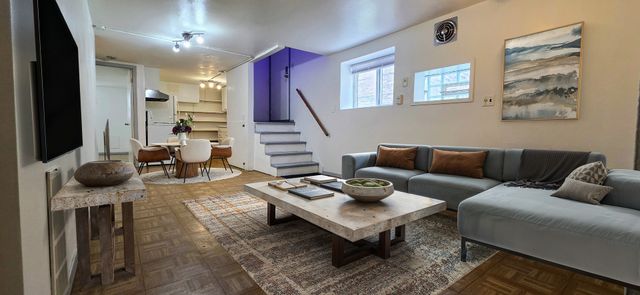 4816 W Grace Street G, Chicago, IL 60641