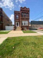 4816 W Grace Street G, Chicago, IL 60641