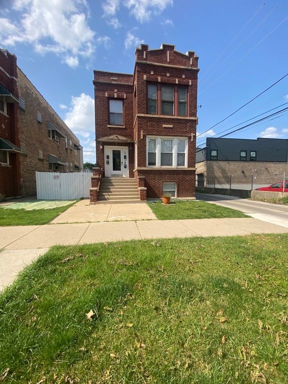 4816 W Grace Street G, Chicago, IL 60641