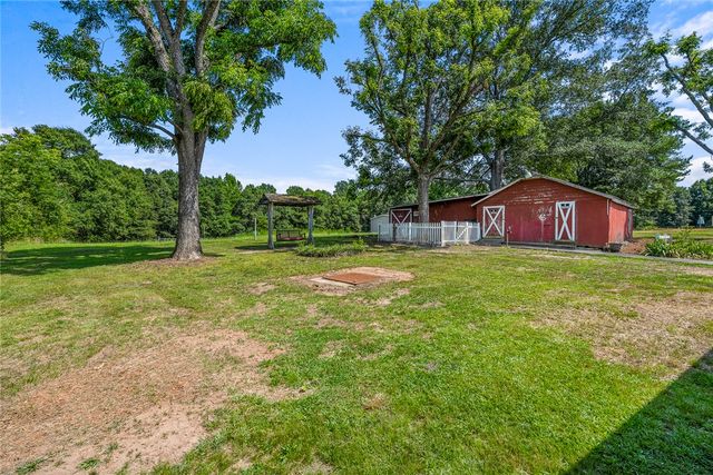 523 Crawford Road, Belton, SC 29627
