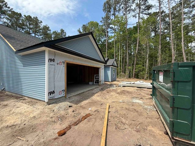 817 Boundary Line Dr. NW, Calabash, NC 28467