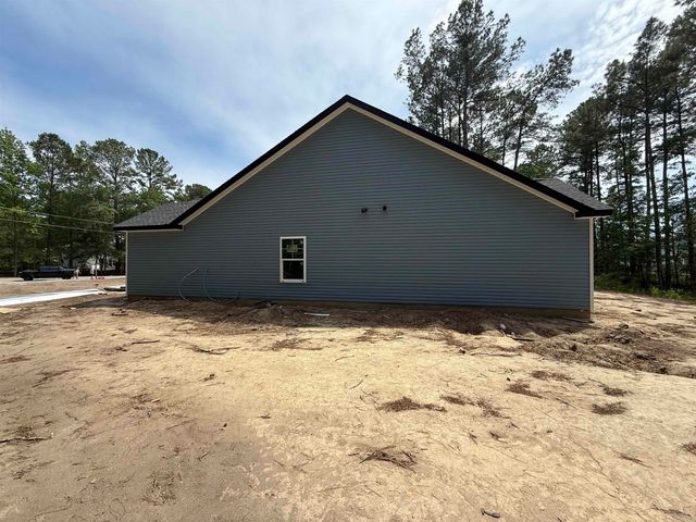 817 Boundary Line Dr. NW, Calabash, NC 28467